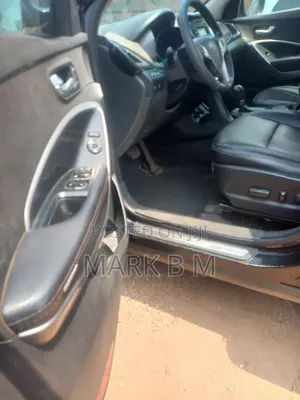 Hyundai Santa Fe 2013 Black