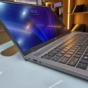 Laptop HP ZBook Firefly G8 16GB Intel Core i7 SSD 512GB