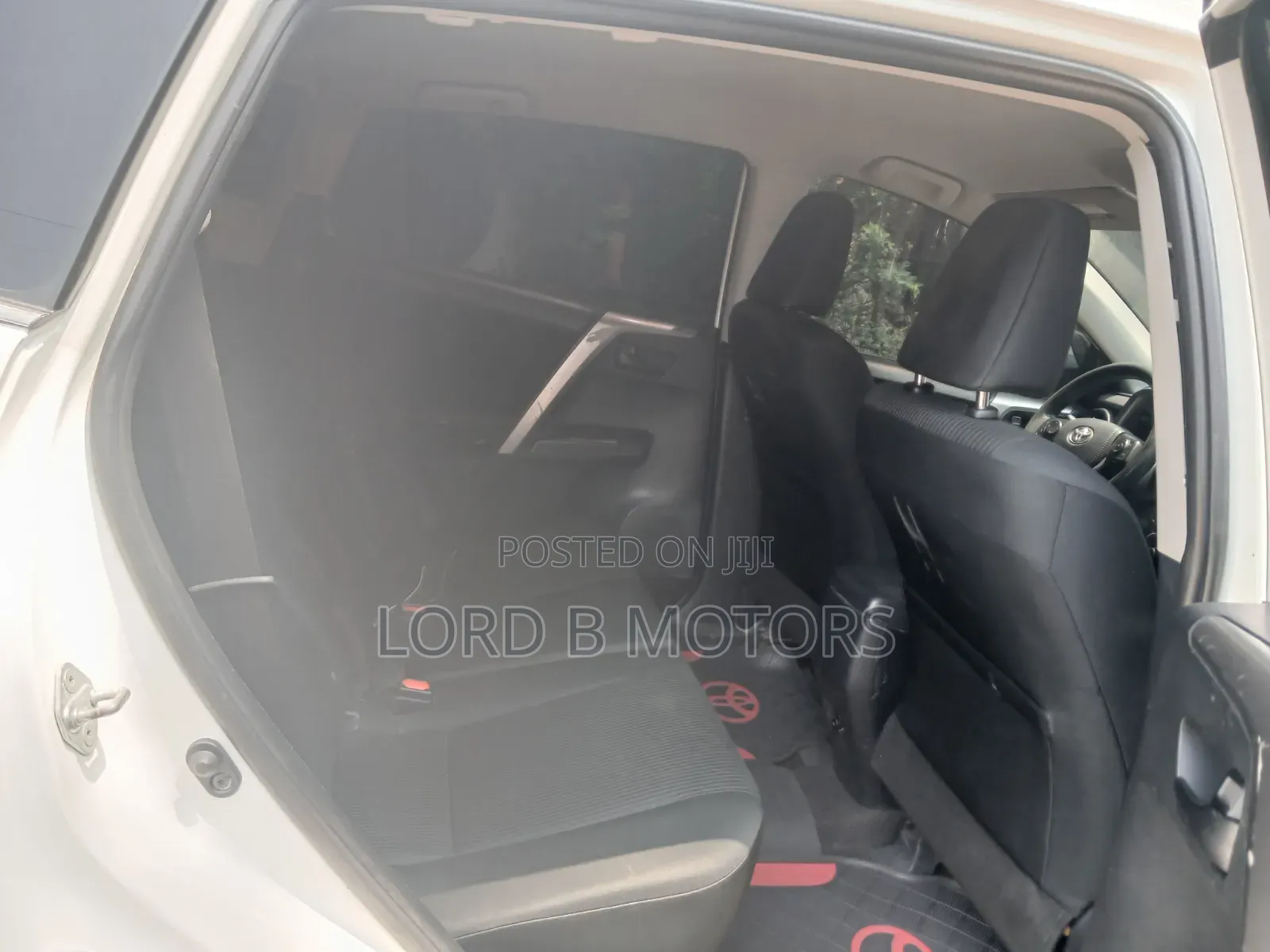 Toyota RAV4 2017 White