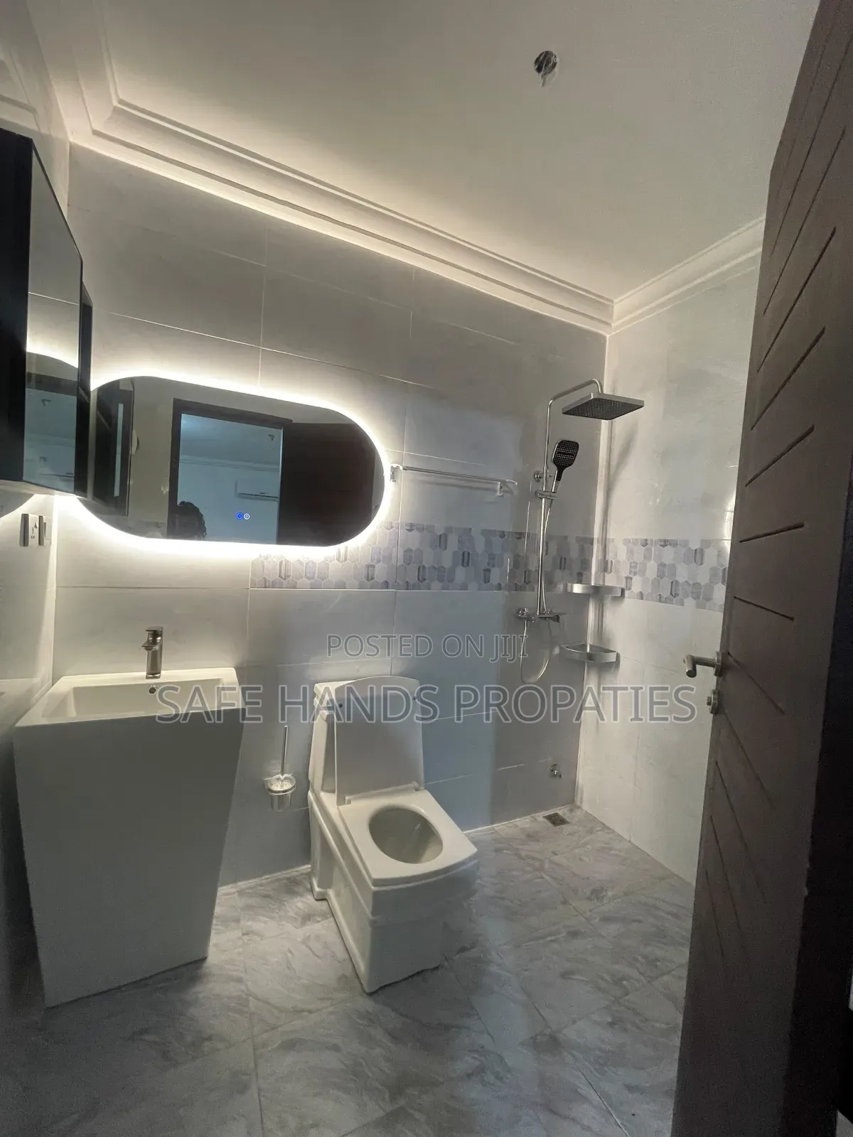 Furnished 3bdrm Apartment in West Trasacco, Accra Metropolitan for rent