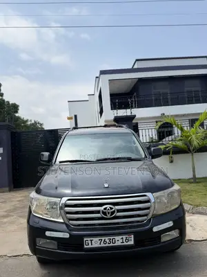 Toyota Land Cruiser 4.5 V8 DSL 2012 Black