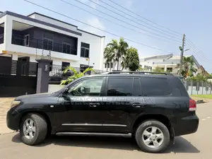 Toyota Land Cruiser 4.5 V8 DSL 2012 Black