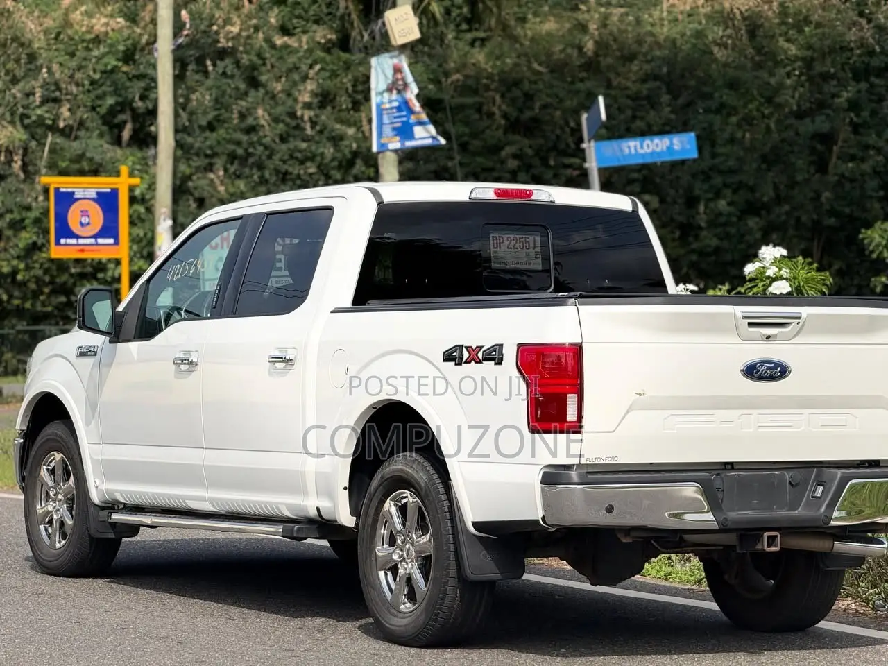 Ford F-150 Lariat 4x4 SuperCrew Cab Styleside 6.5 ft. box 157 in. WB White