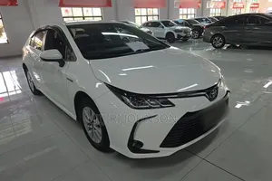 Toyota Corolla 2022 White