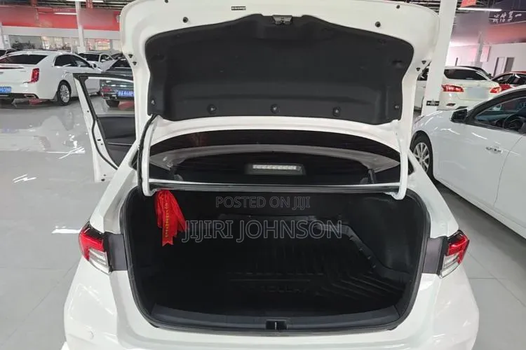Toyota Corolla 2022 White