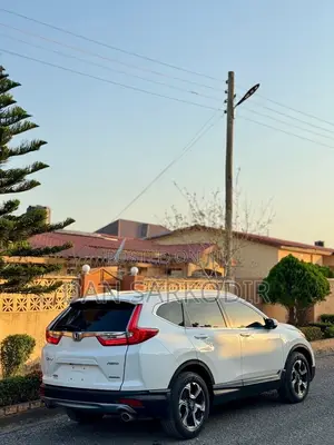 Honda CR-V Touring AWD 2018 White
