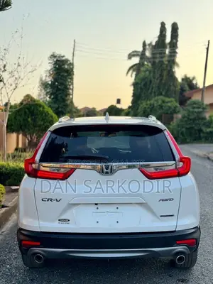 Honda CR-V Touring AWD 2018 White