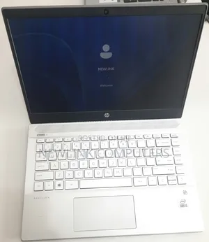 Laptop HP Pavilion 14-ce3064st 8GB Intel Core i5 SSD 256GB