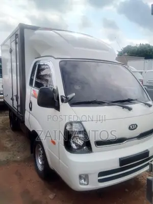 Kia Bongo 2015 White