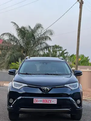 Toyota RAV4 Limited AWD (2.5L 4cyl 6A) 2016 Black