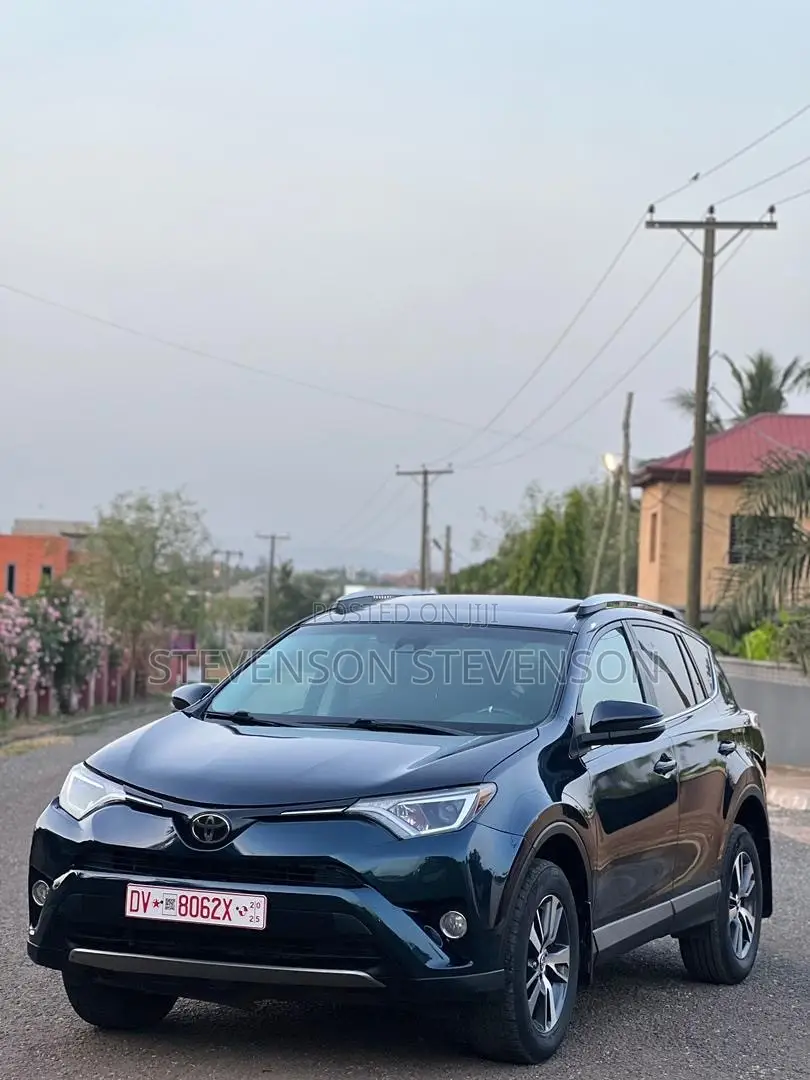 Toyota RAV4 Limited AWD (2.5L 4cyl 6A) 2016 Black