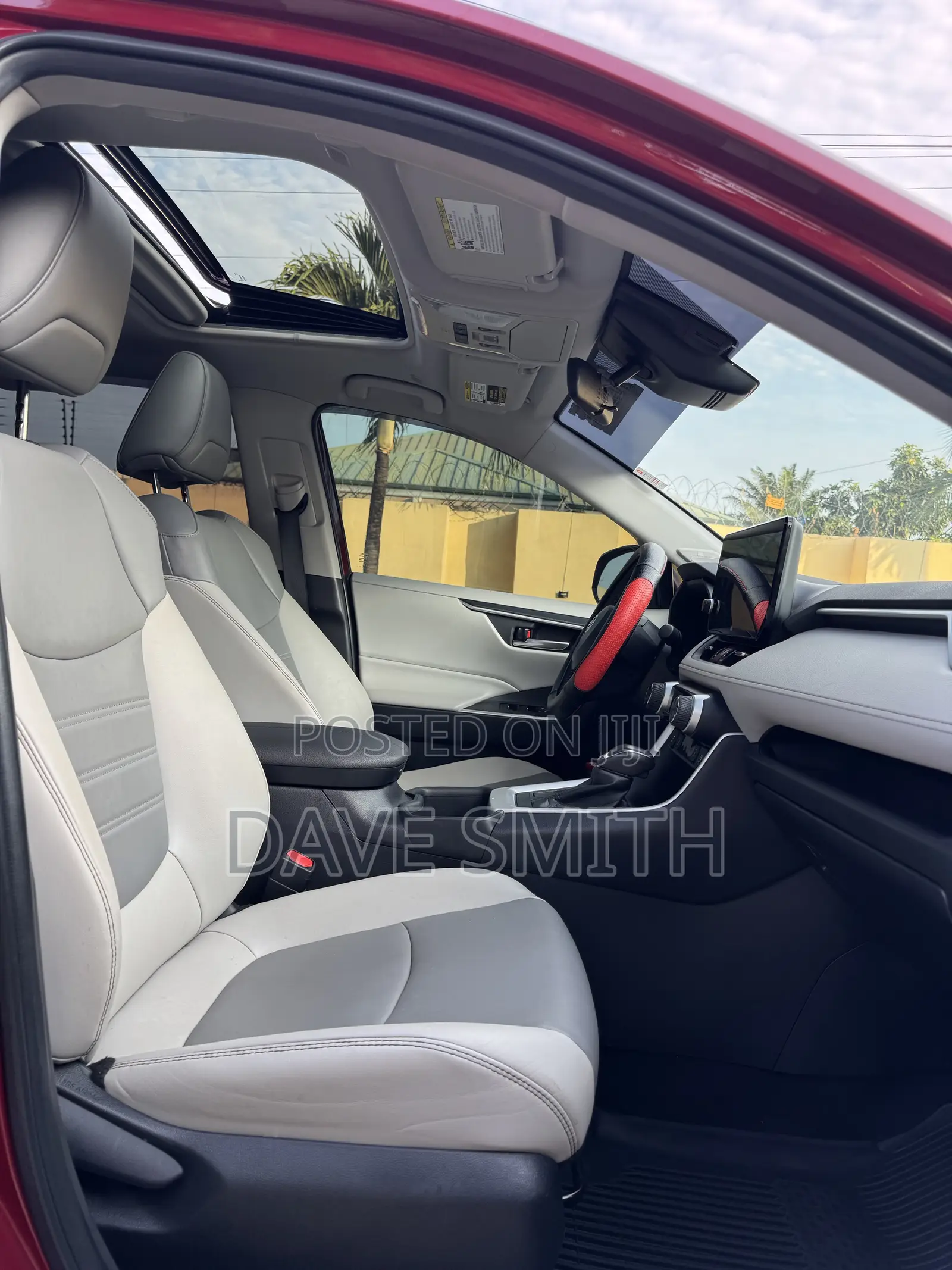 Toyota RAV4 XLE AWD 2023 Red
