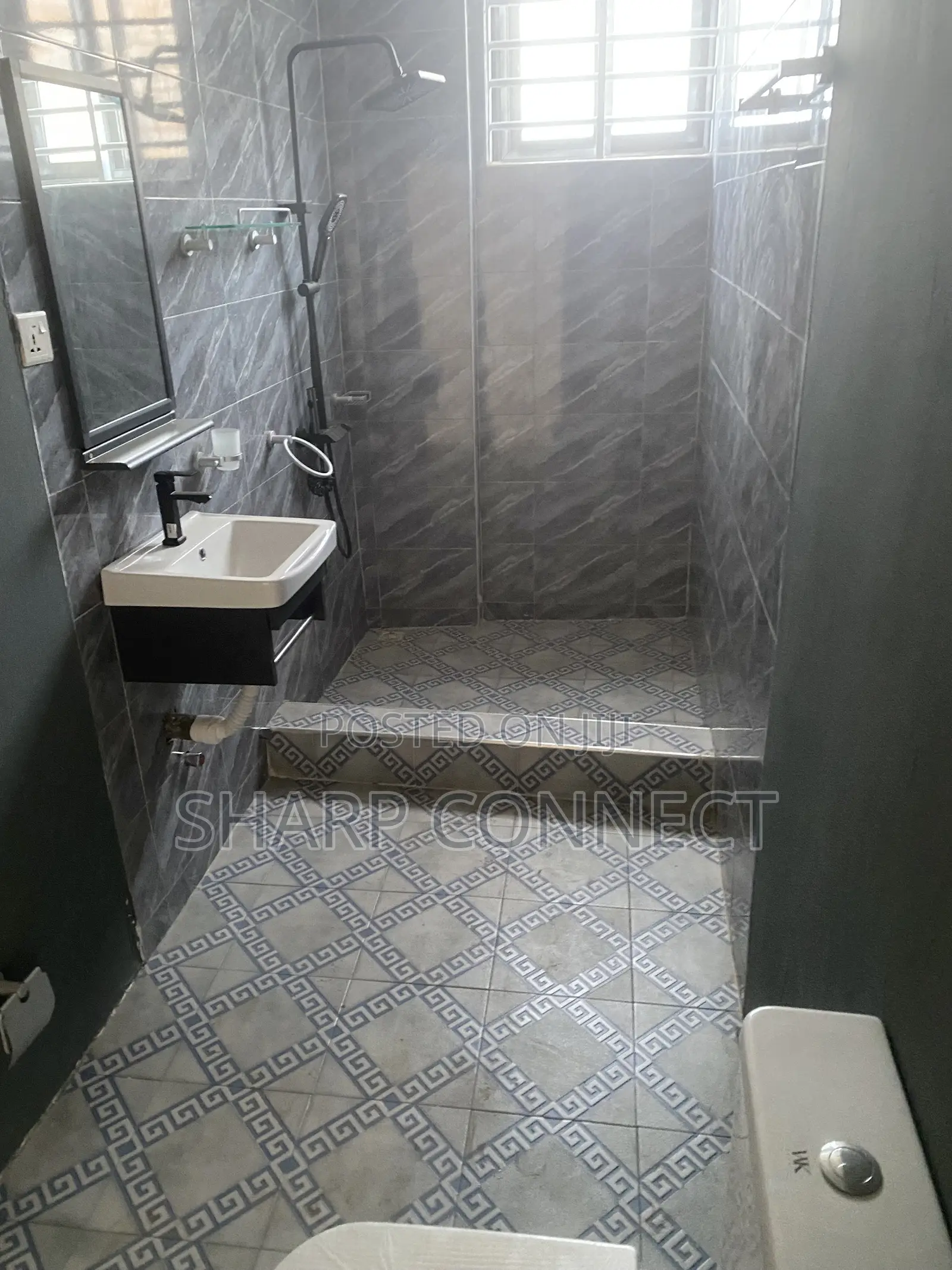 1bdrm Apartment in Sharp-Connect., Toll Booth for rent