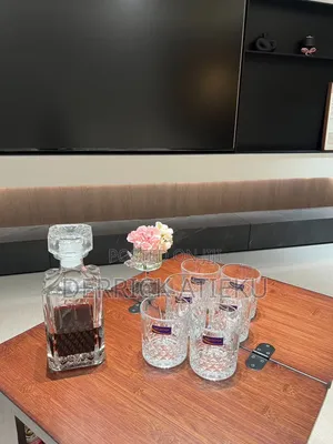 Decante and 6 Whiskey Glass Set