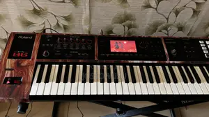 Roland Fa 06