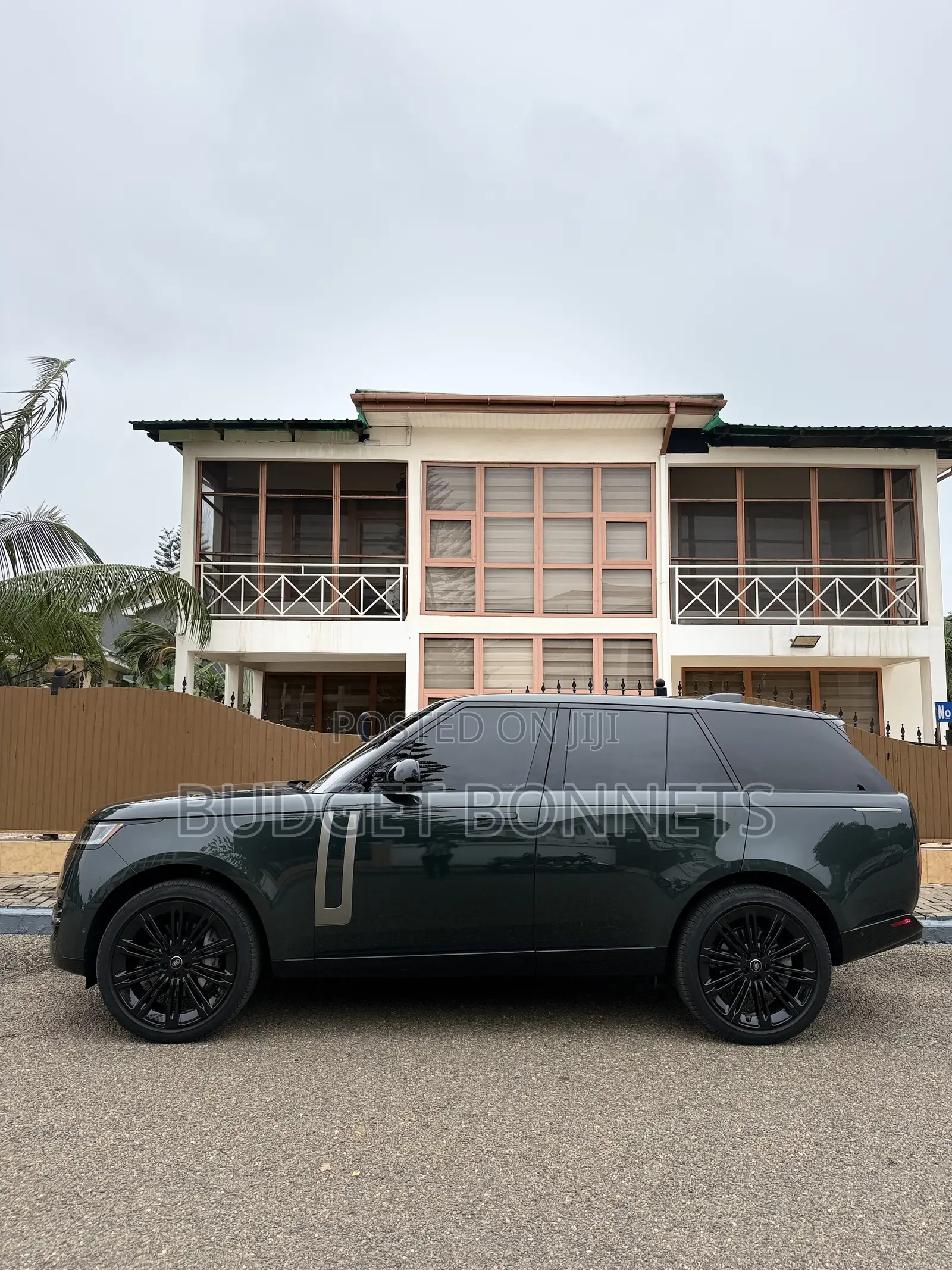 Land Rover Range Rover Vogue 2024 Green