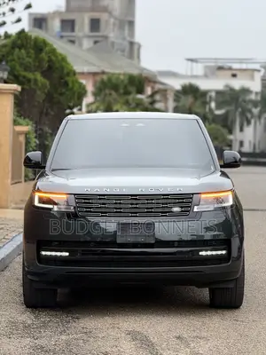 Land Rover Range Rover Vogue 2024 Green