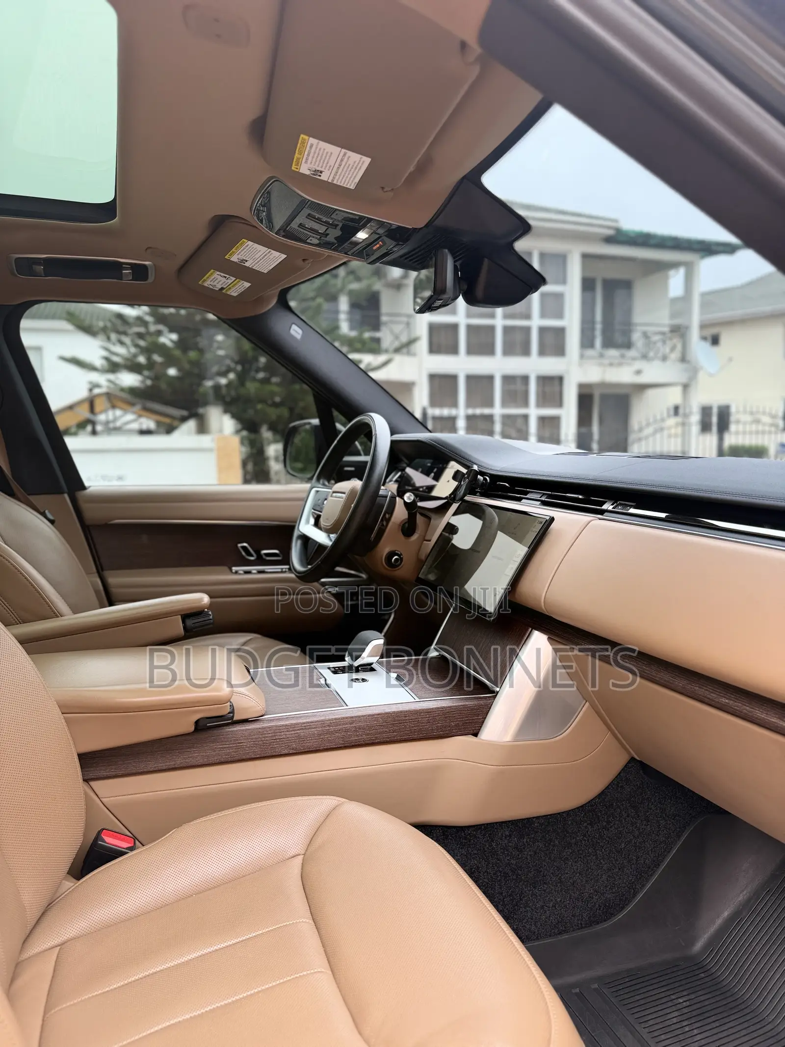 Land Rover Range Rover Vogue 2024 Green