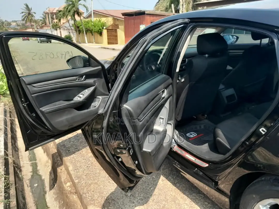 Honda Accord LX 2018 Black