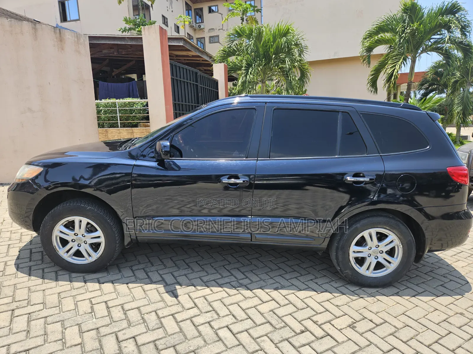Hyundai Santa Fe 2010 Black