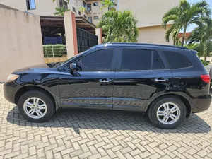 Hyundai Santa Fe 2010 Black