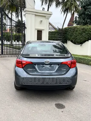Toyota Corolla XSE (1.8L 4cyl 2A) 2019 Gray