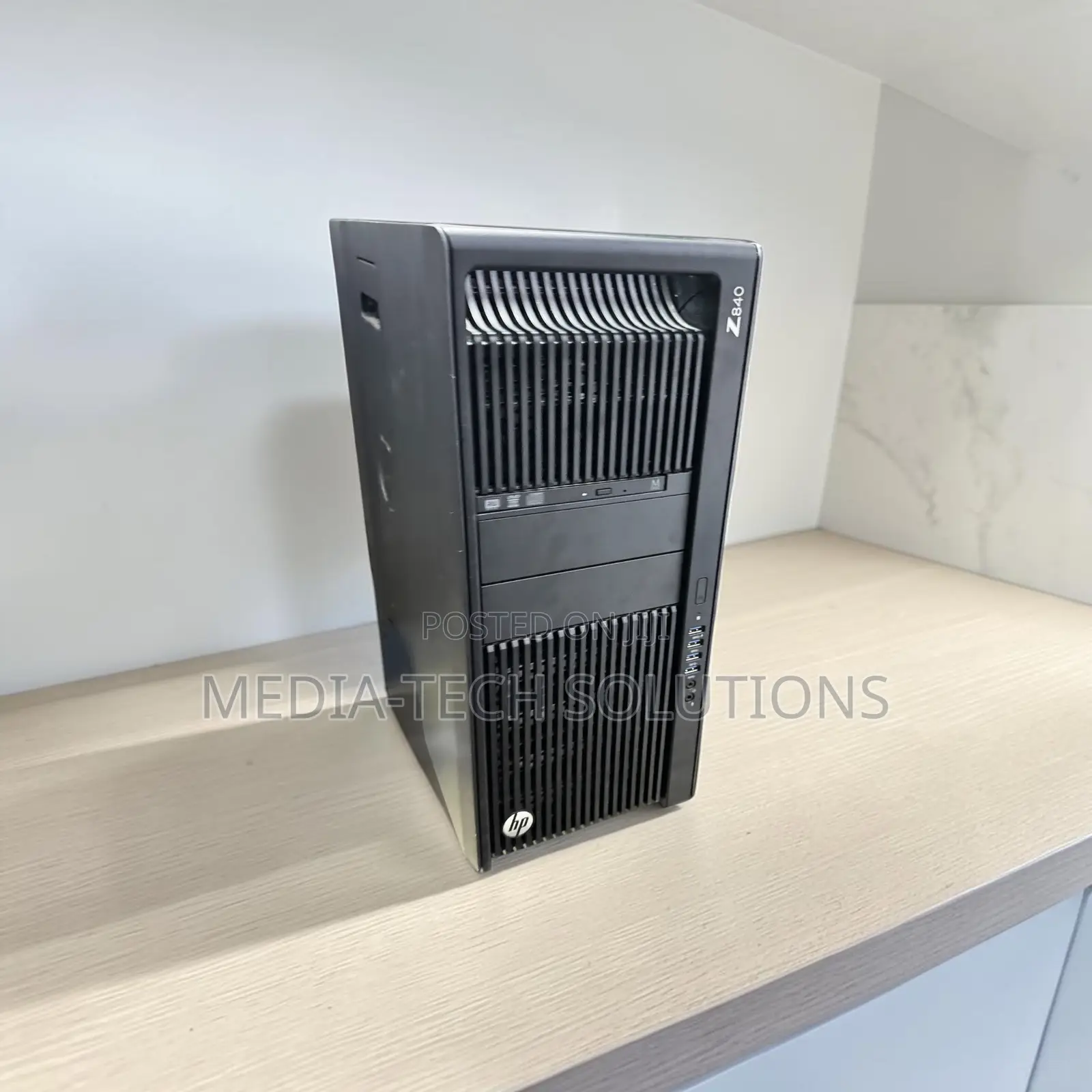 Desktop Computer HP Z840 128GB Intel Xeon SSD 2T