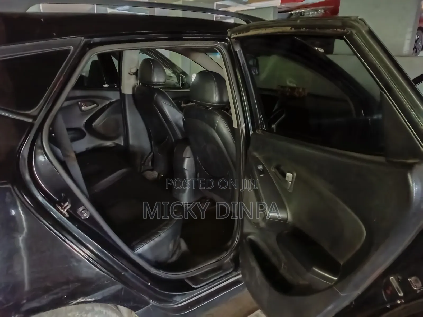 Hyundai Tucson 2011 Black