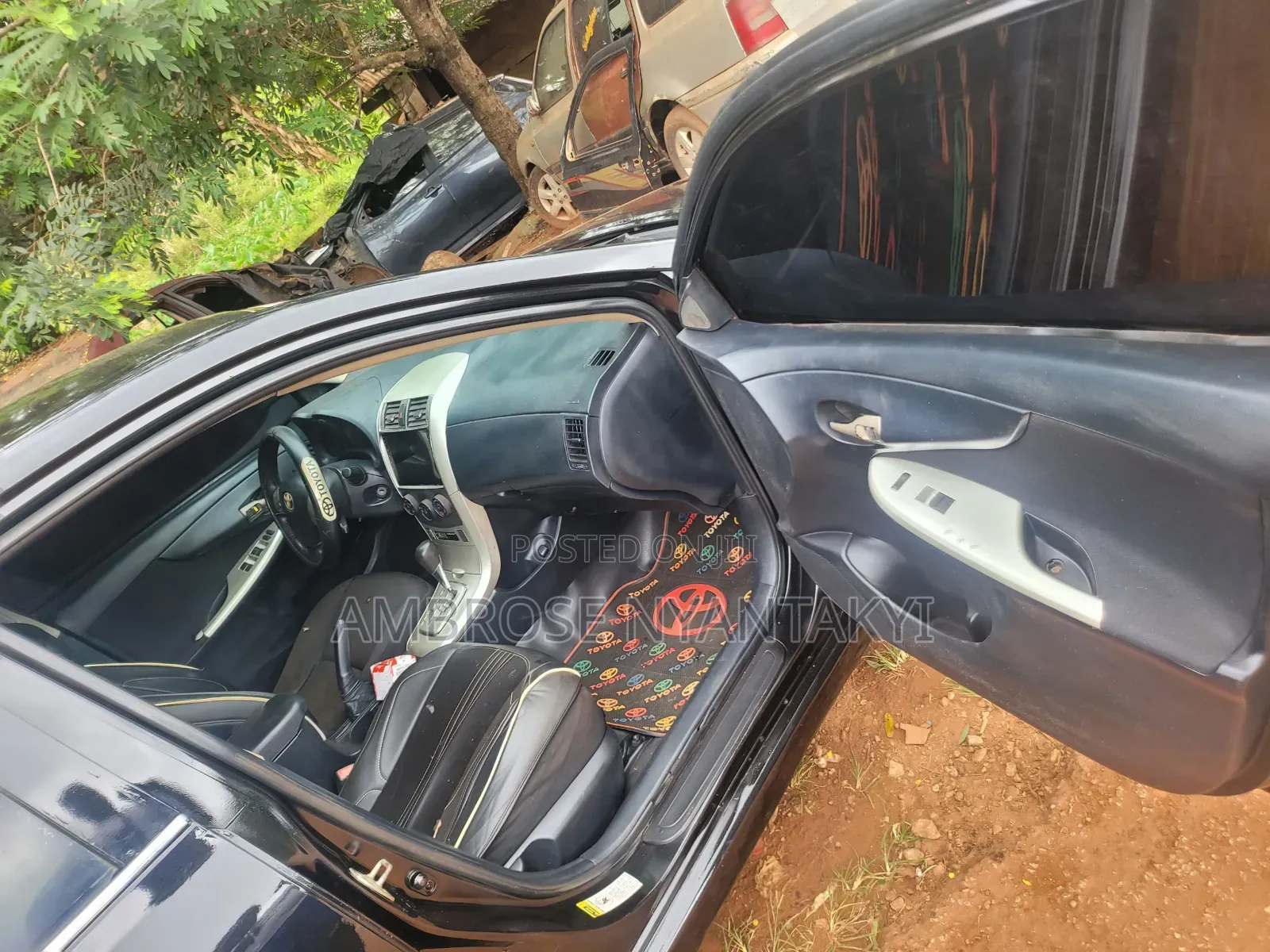 Toyota Corolla 2010 Black