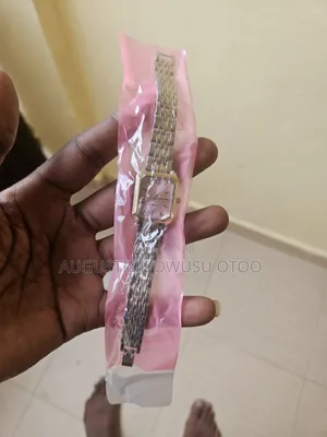 Lady's Wrists Watch