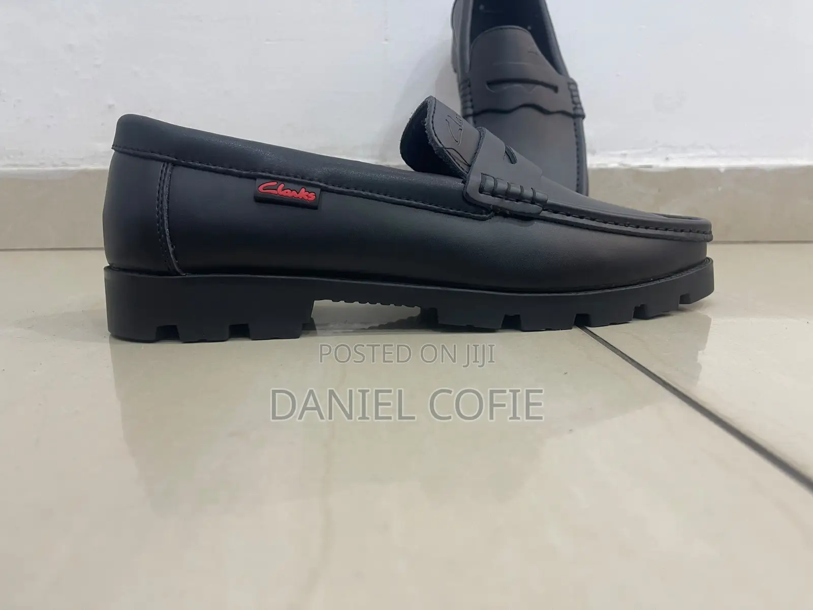 Clarks Black Leather Penny Loafers – Excellent Condition