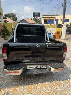Nissan Hardbody 2019 Black
