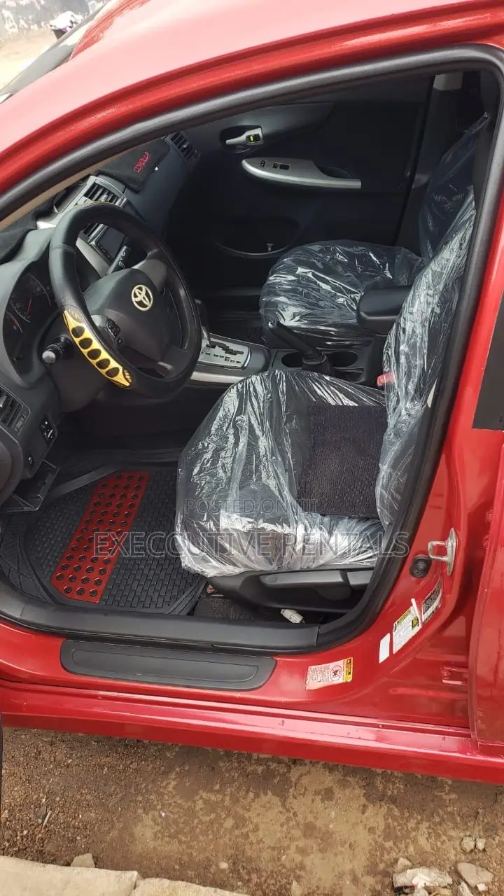 Toyota Corolla 2013 Red