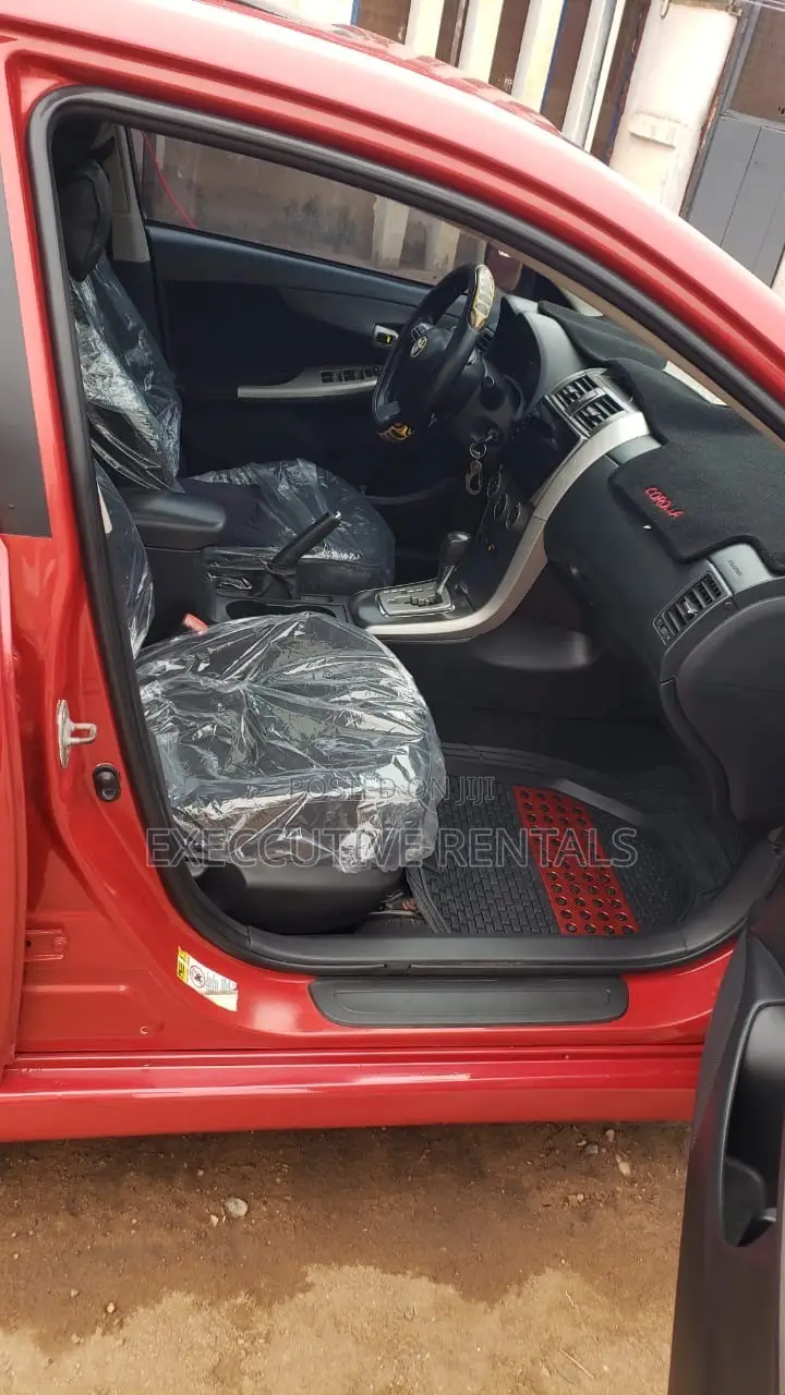 Toyota Corolla 2013 Red