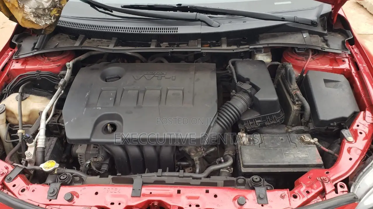 Toyota Corolla 2013 Red