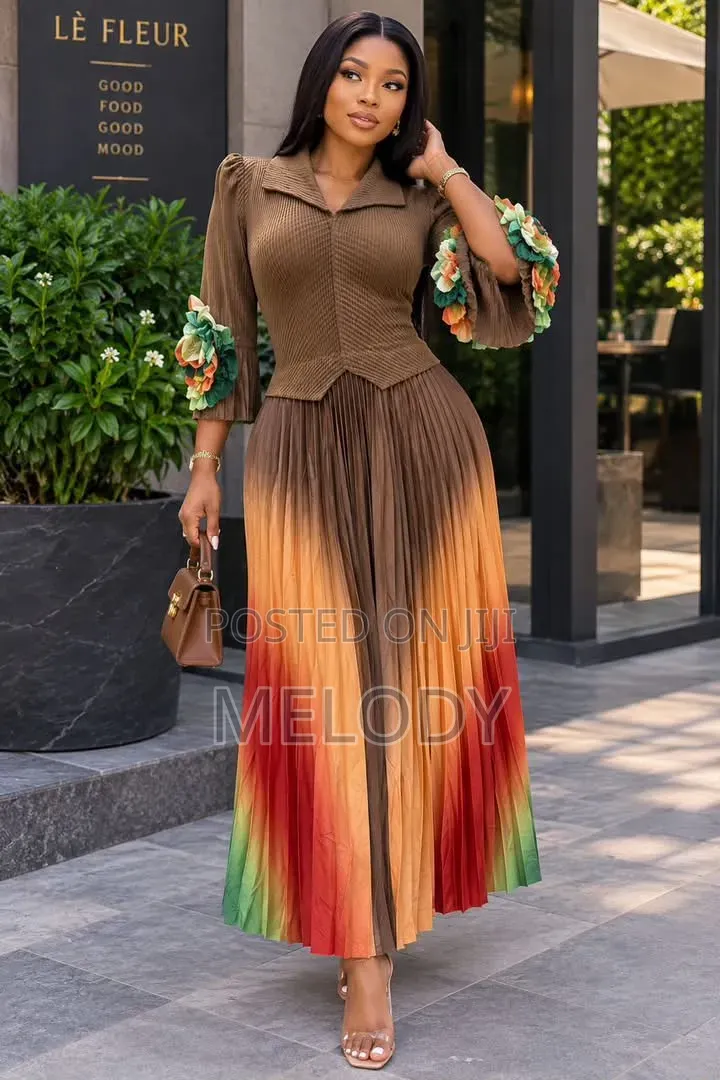 Women's Brown Collared Ribbed Bodice Floral-Cuff Long Sleeve Ombré