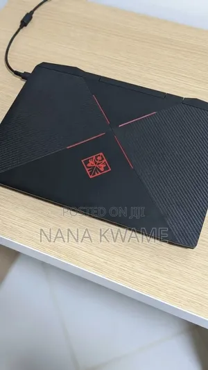 Laptop HP Omen 15 16GB Intel Core i5 HDD+SSD 1T