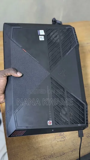 Laptop HP Omen 15 16GB Intel Core i5 HDD+SSD 1T