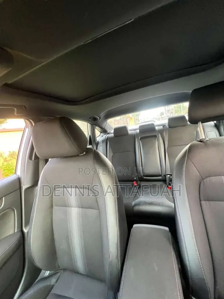 Honda Civic EX CVT 2024 White