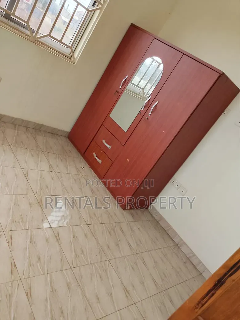 2bdrm Block of Flats in Dodowa Pilat Two, Main Station for rent