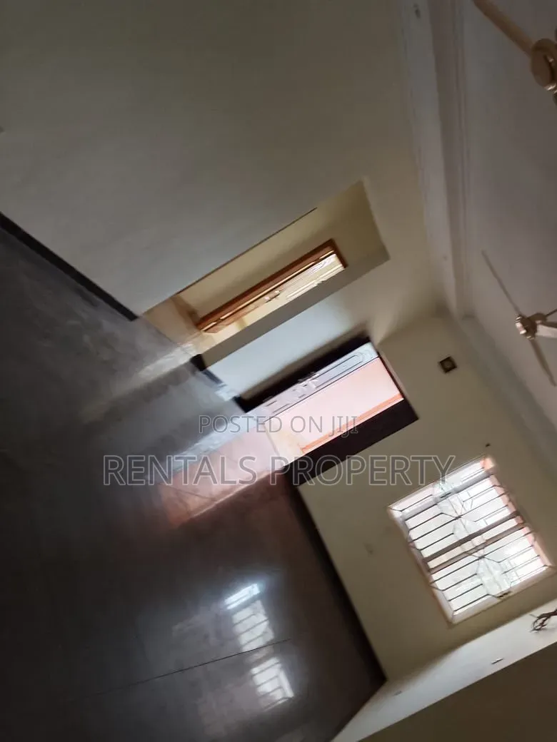 2bdrm Block of Flats in Dodowa Pilat Two, Main Station for rent