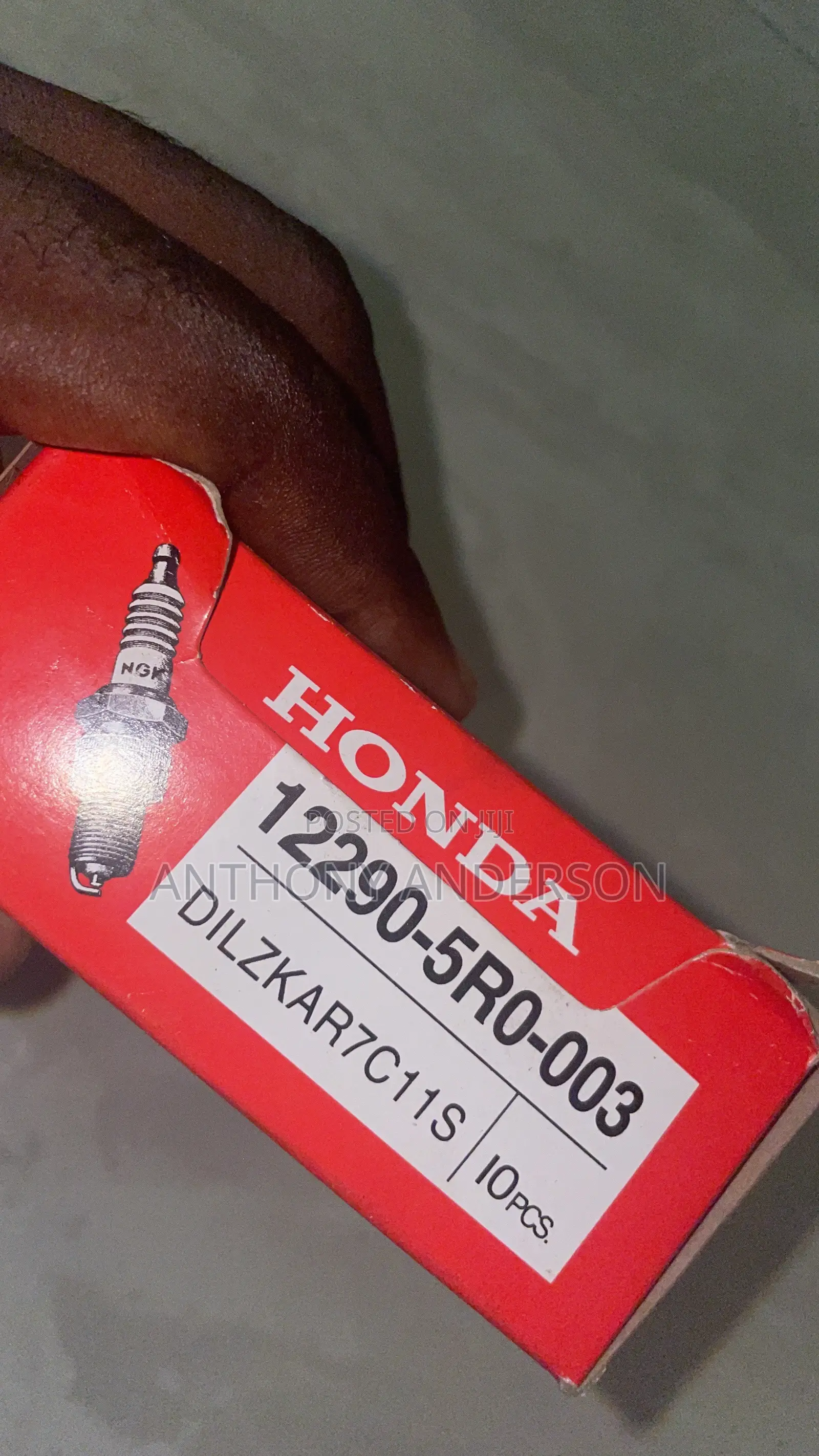 Wholesale and Retail of Spark Plugs