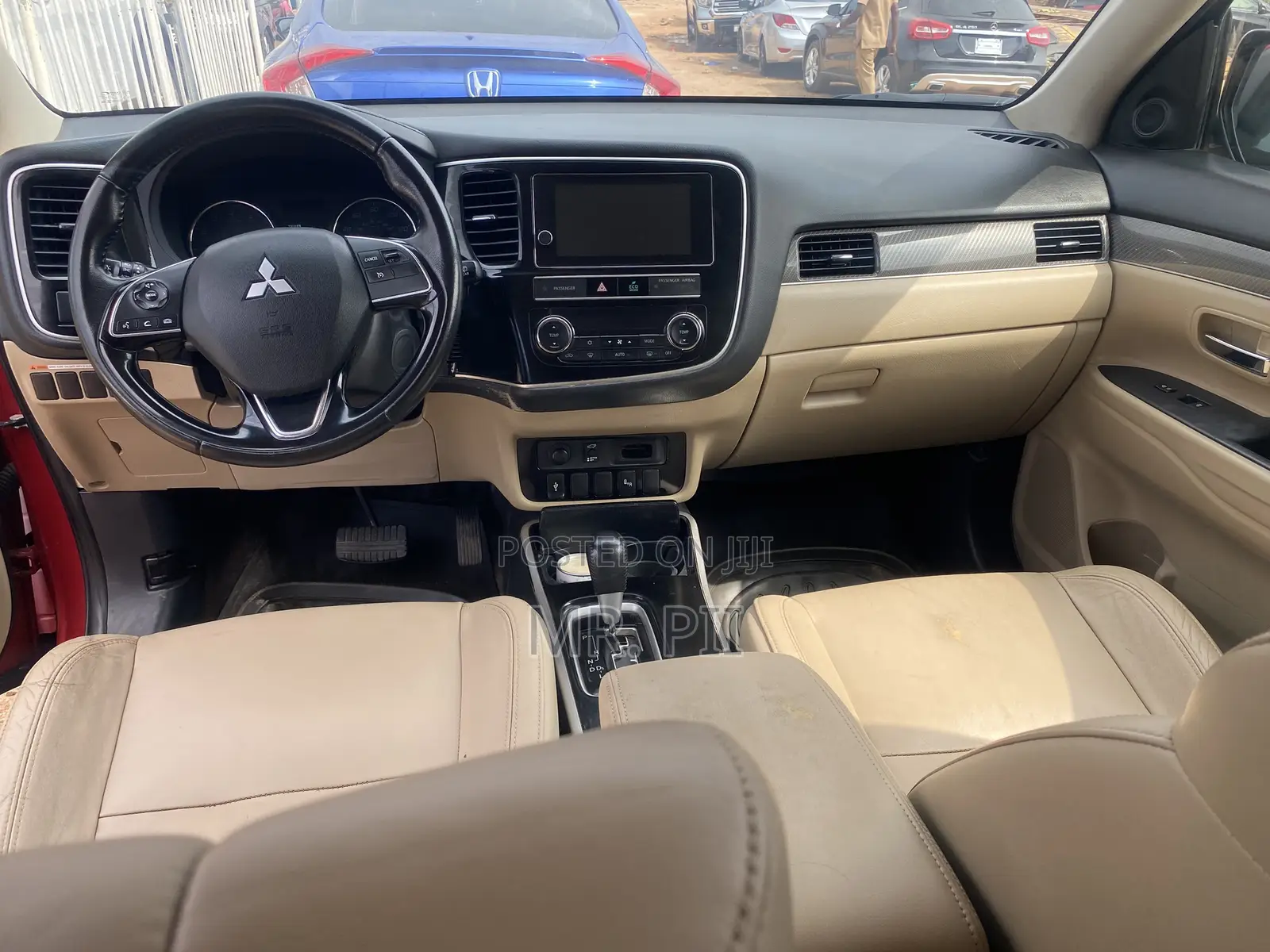Mitsubishi Outlander 2019 Red