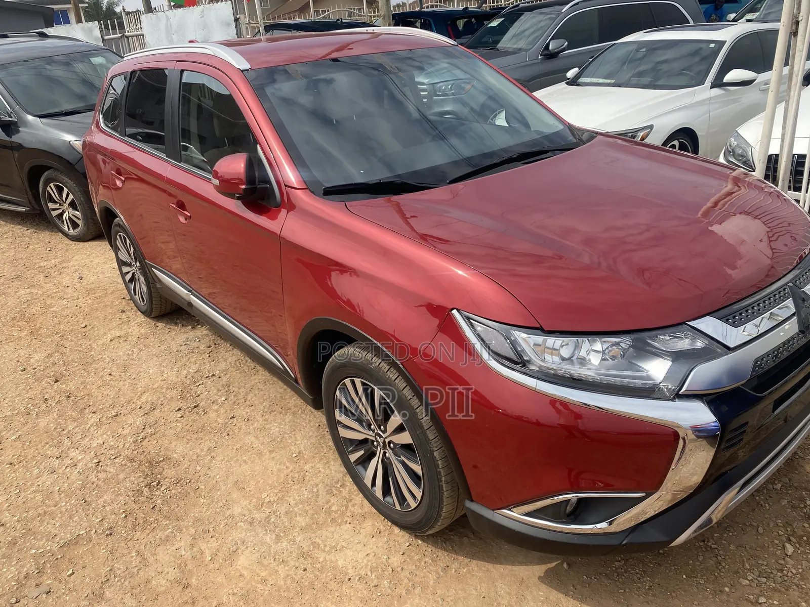 Mitsubishi Outlander 2019 Red
