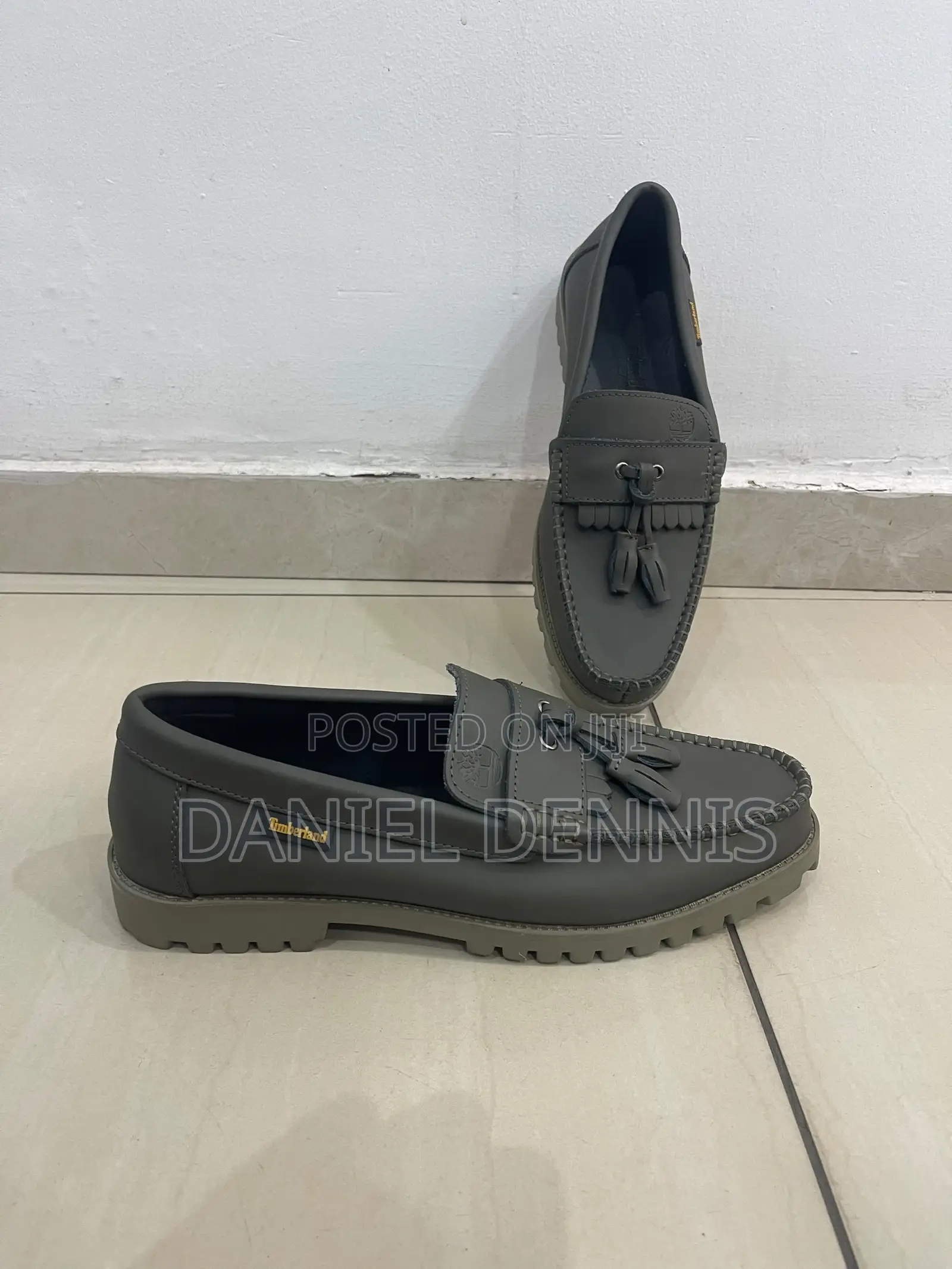 Timberland Olive Green Leather Tassel Loafers – Excellent Condition
