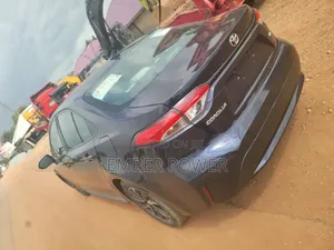 Toyota Corolla 2022 Blue