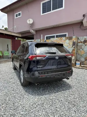 Toyota RAV4 Limited 2021 Black