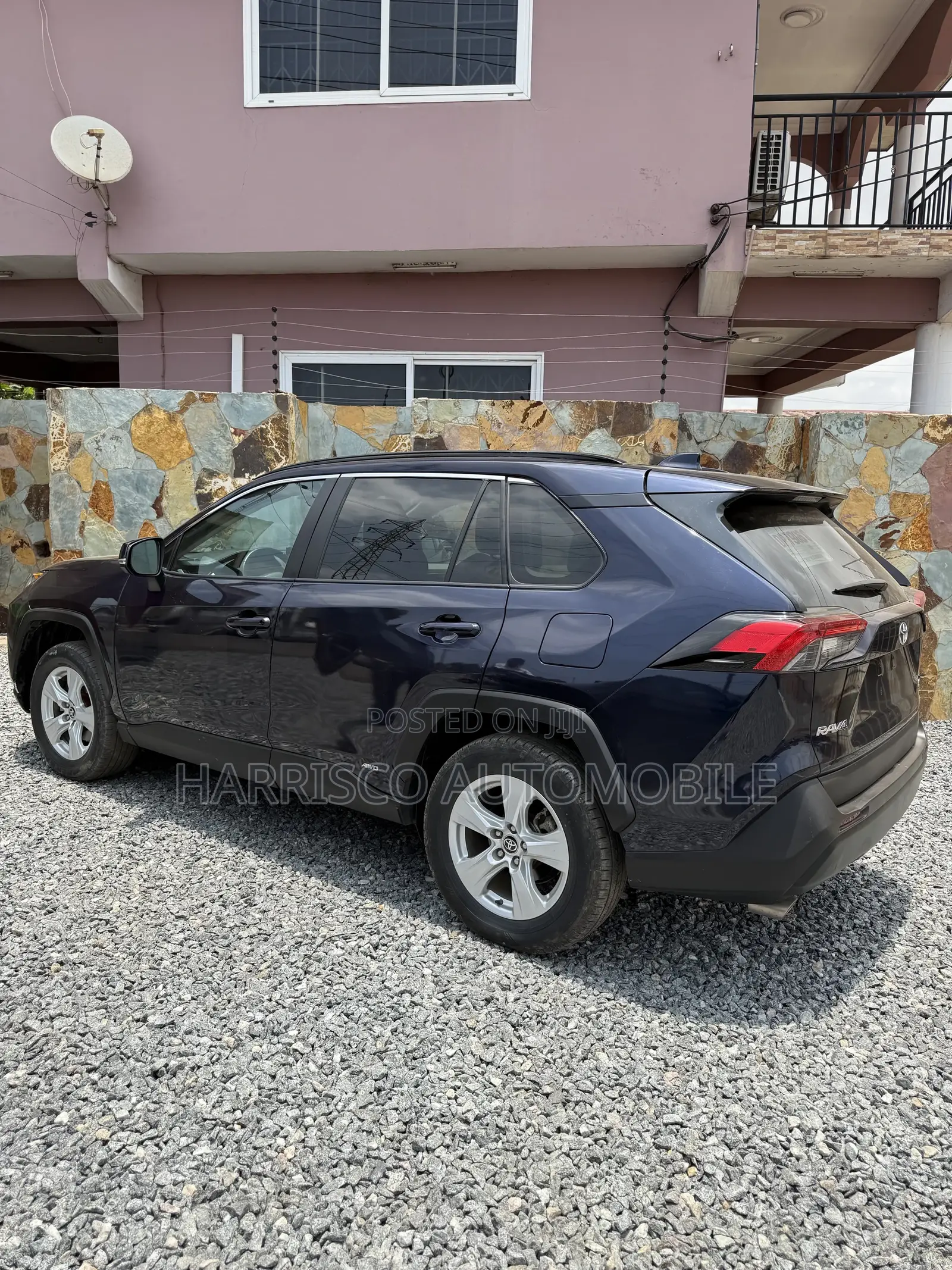 Toyota RAV4 Limited 2021 Black