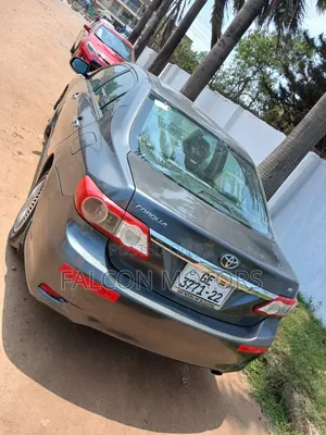 Toyota Corolla 2013 Gray