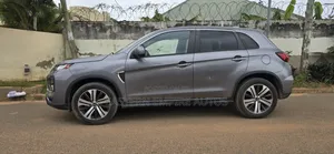 Mitsubishi Outlander Sport SE 2021 Gray